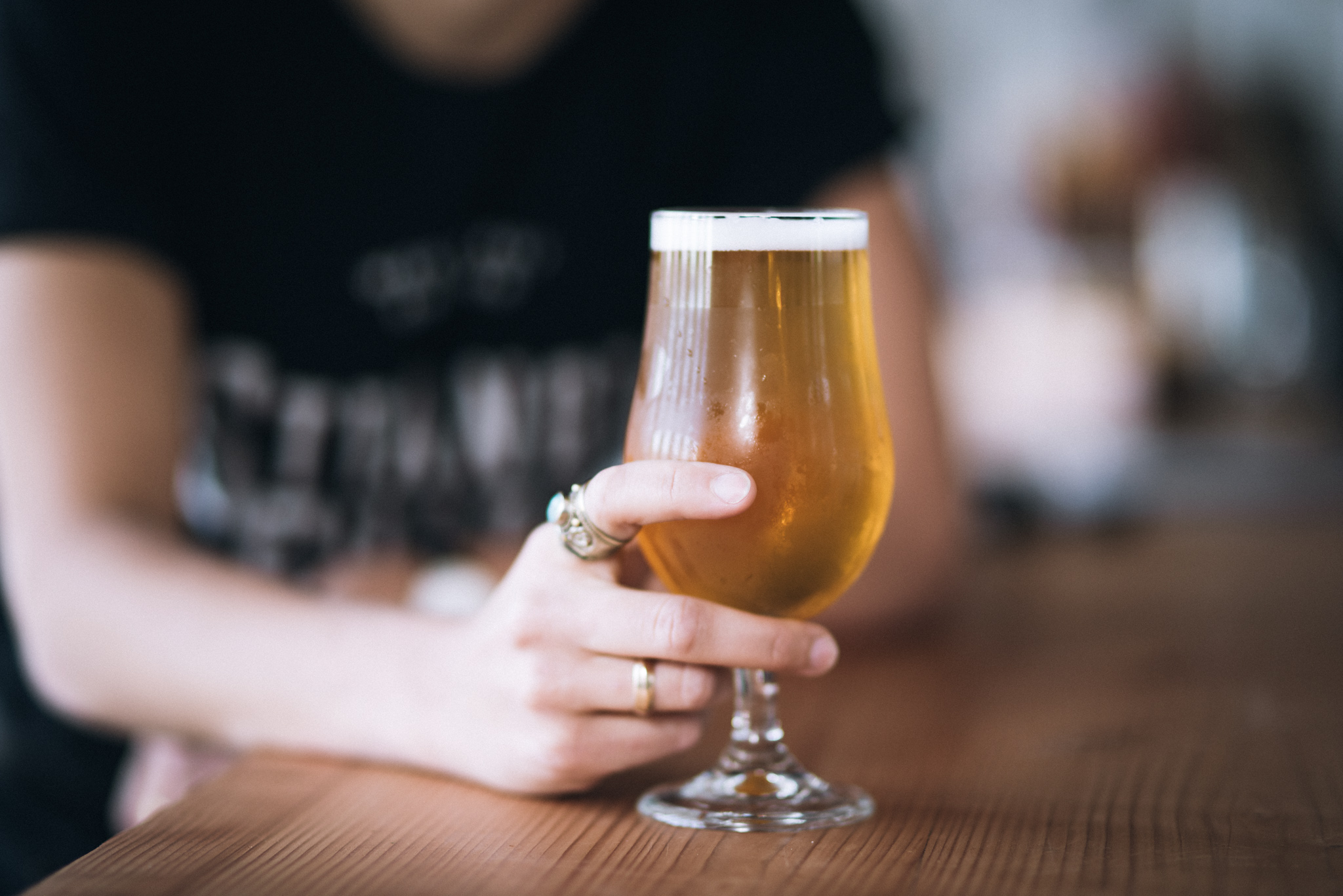VCBW – HAPPY HOUR